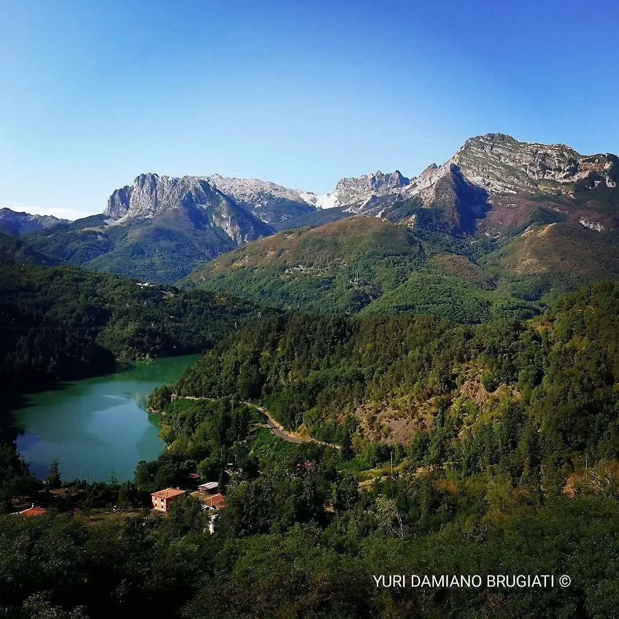 Affittacamere Da Morena Gorfigliano 0*,  Italy