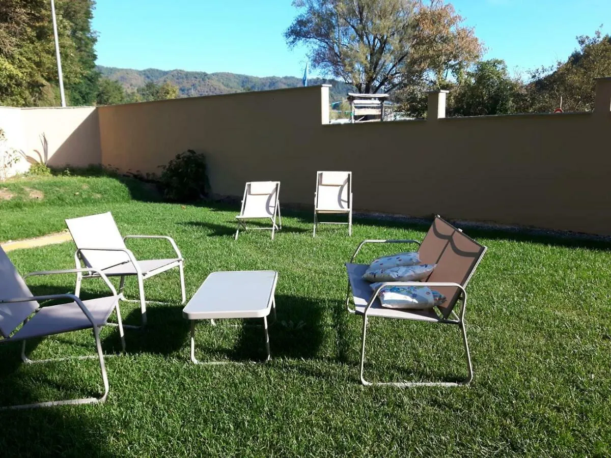 Affittacamere Da Morena Gorfigliano 0*,  Italy